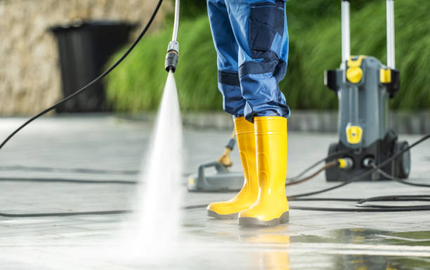 Best Garage Pressure Washing  in Brooklyn, IA
